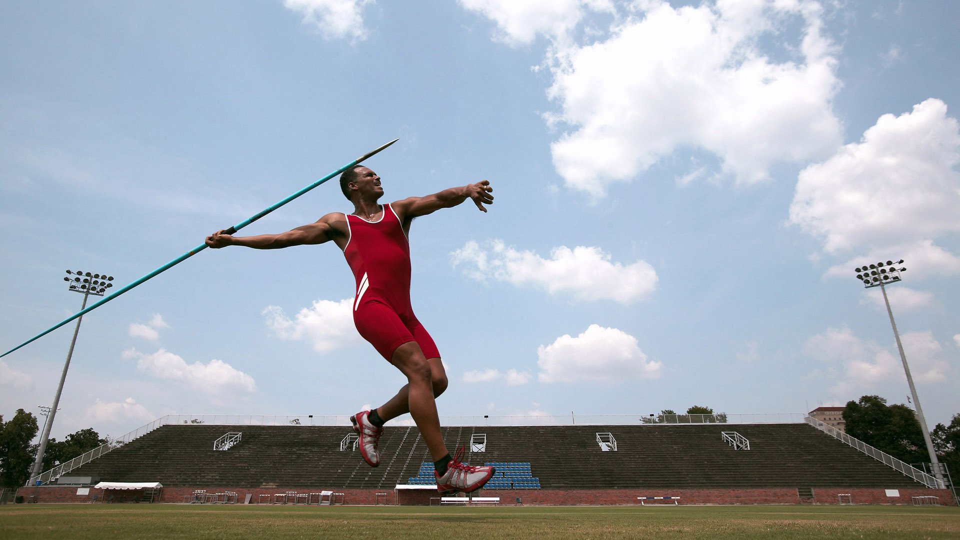 世界杯巅峰对决:战术变化引爆全场骚动,世界杯经典之战